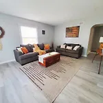 4Bd 2Ba Duplex At Central Louisville